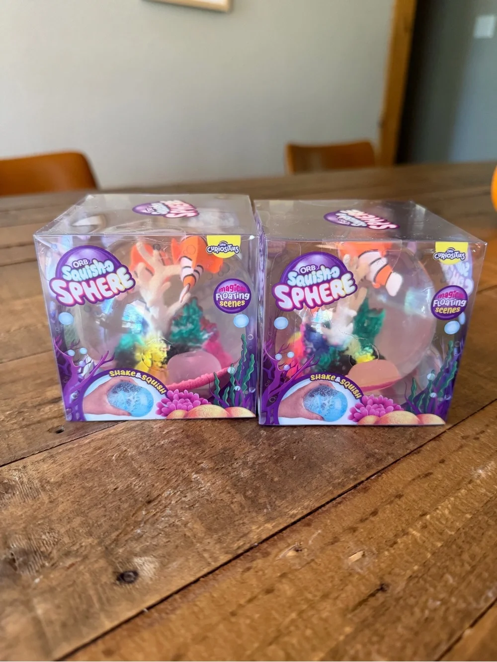 2 SquishSphere Kids Toy - Pink/Orange Aquarium Floating Scene